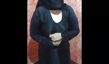 در حالی که در حمام سکس زنان سوپر استمناء فیلمبرداری می شود