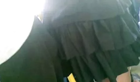 پرش با شور فیلم سوپر زن دوجنسه و پرش روی دم